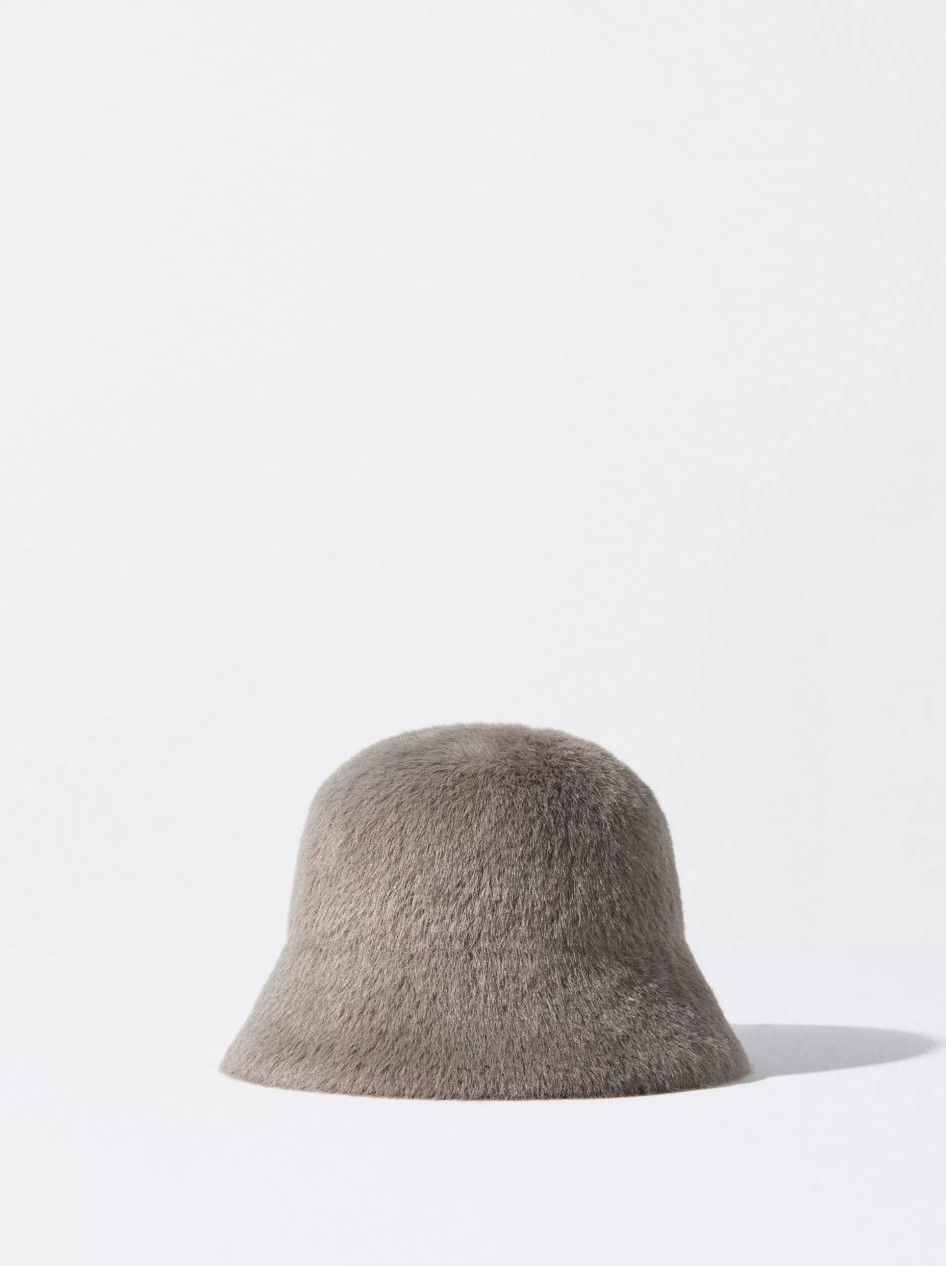 Bucket Hats | Winter hats<Parfois Bucket Hat With Fur Brown